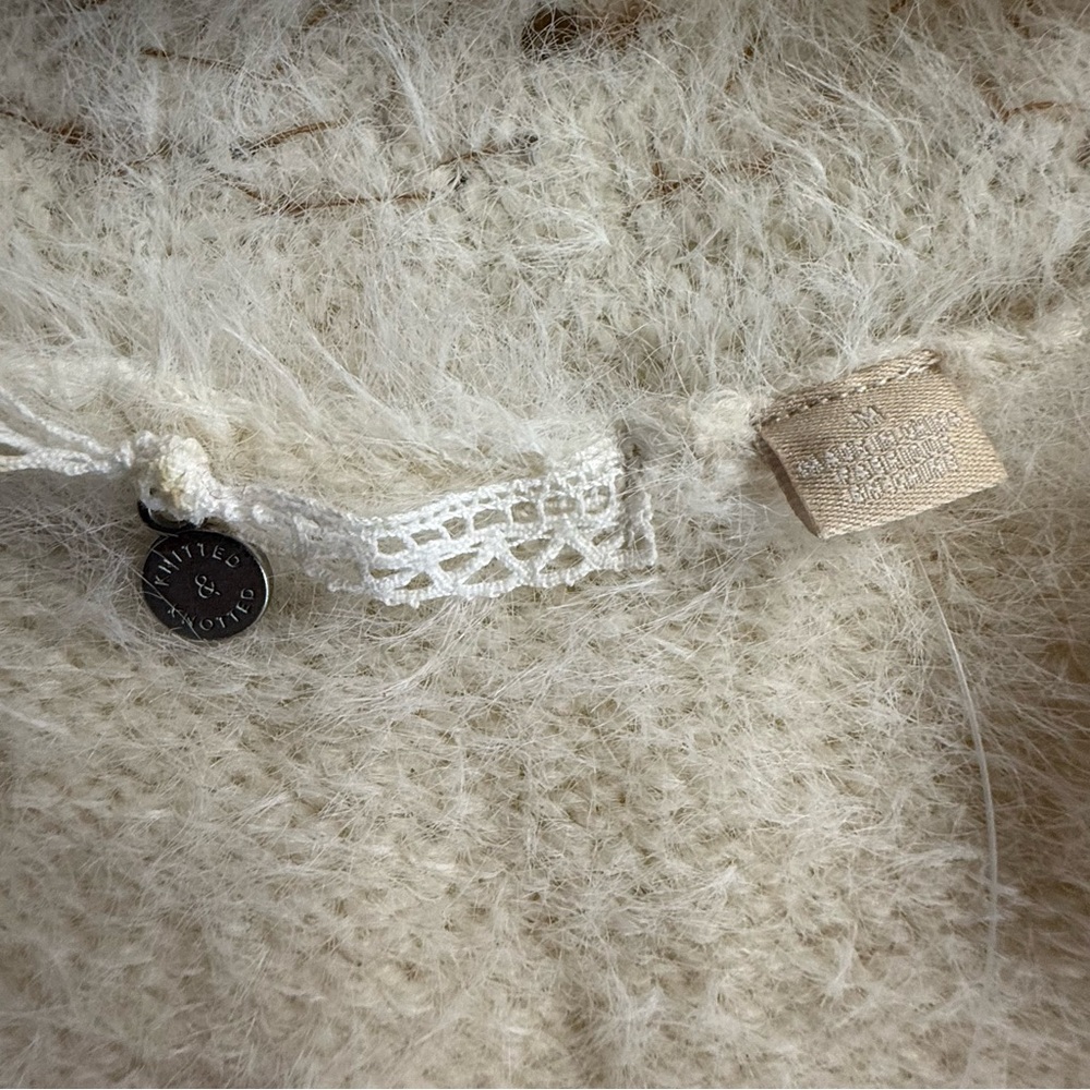 Anthropologie Knitted & Knotted Soiree Open Sweater White Gold Sequin Medium - Picture 4 of 8